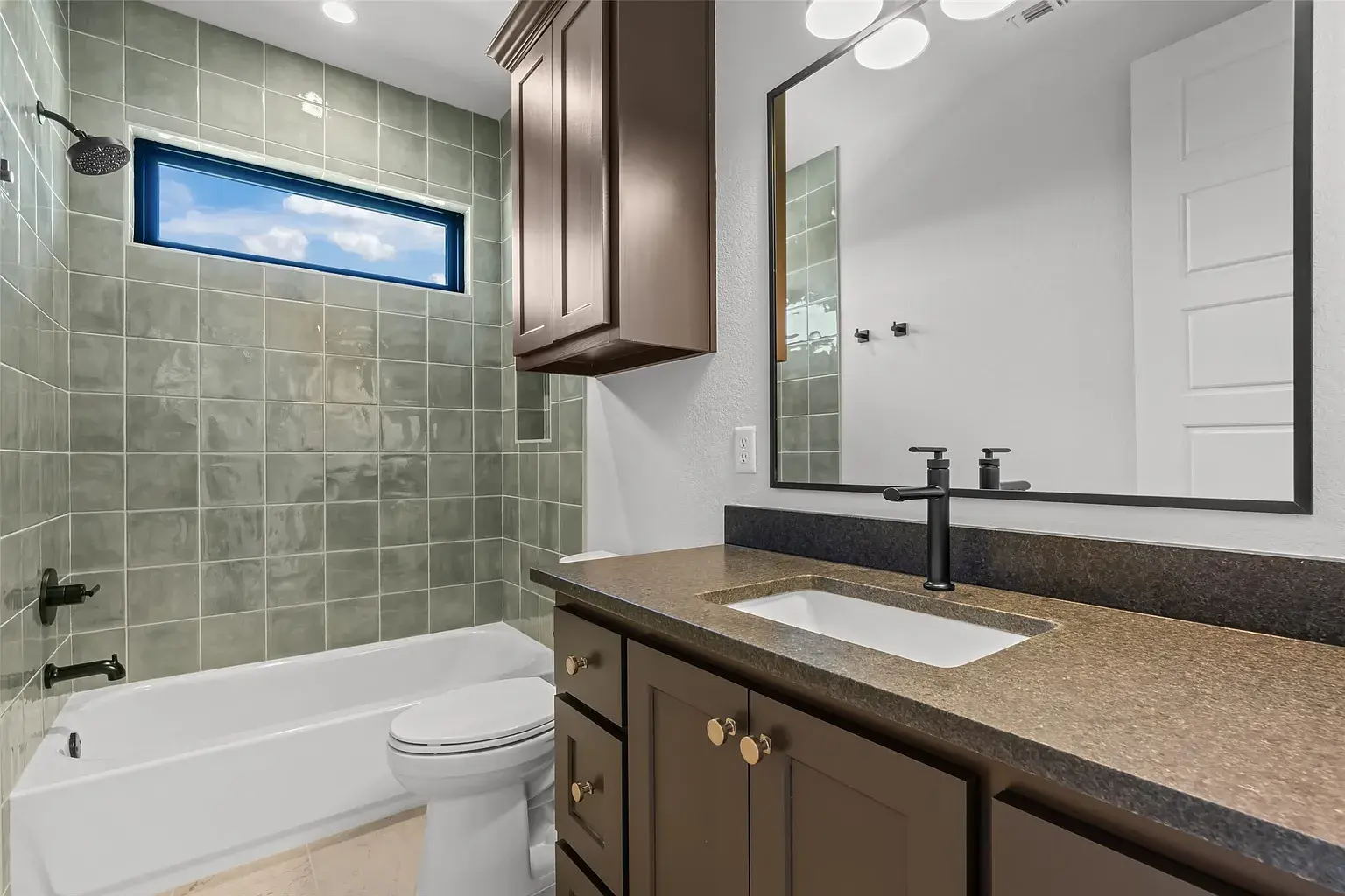 2104 Eagles Ridge Dr, Savannah Georgia, Sa 76087